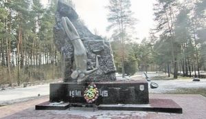 На мемарыяльным комплексе "Барок"