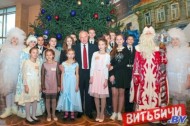 Главная ёлка области собрала в Витебске около тысячи детей (27.12.2019)