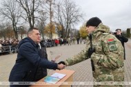
 Более 80 новобранцев в Полоцке дали клятву на верность
белорусскому народу    